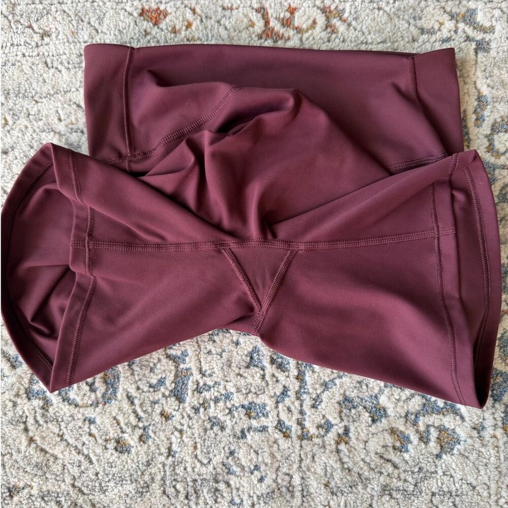NikeSKIMS Matte High-Waisted 5" Biker Shorts Currant XS - Picture 3 of 13